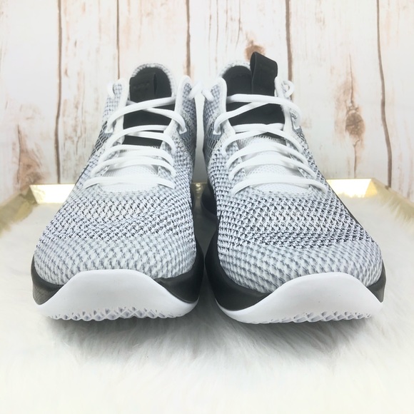 Nike LeBron Witness 4 White Black New - Picture 7 of 10